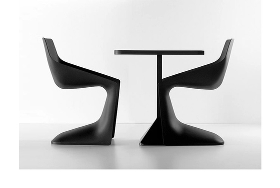 China Muebles modernos tallados mano colorida de la fibra de vidrio de la silla de la pulpa de Kristalia proveedor