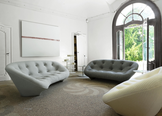 China Sofá tapizado moderno bajo cubierto H 26&quot; de Ploum del sofá X W 67&quot; X D 37&quot; X 15&quot; Sh proveedor